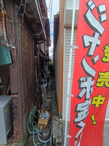 西条市周布348-6　売土地の周辺|隣地境界