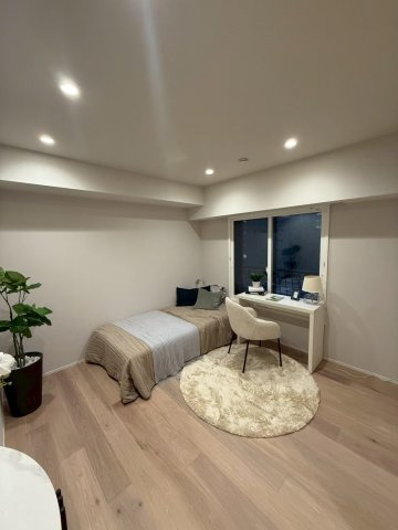 マンション広尾台の洋室