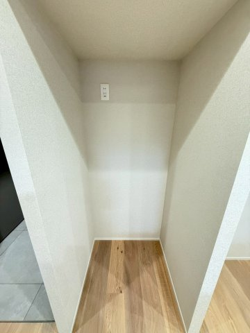 マンション広尾台のキッチン|冷蔵庫