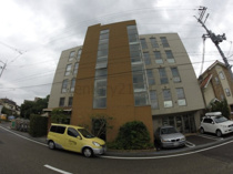 C＆Cローズガーデンの画像