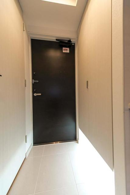 六本木エムケイアートレジデンスの玄関|※写真は同タイプ住戸です。