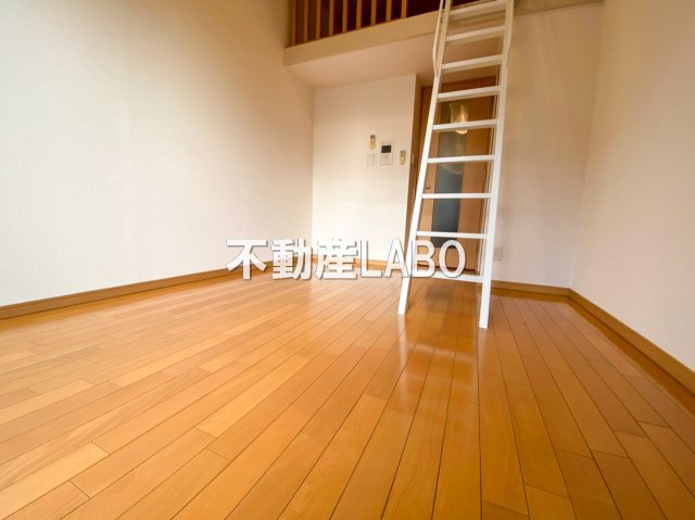 エステムコート難波WEST-SIDE大阪ドーム前の洋室