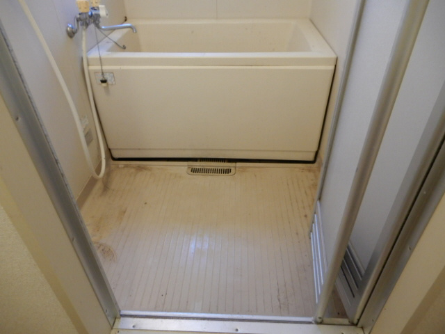 タウニィ高岡Ｂ棟の浴室