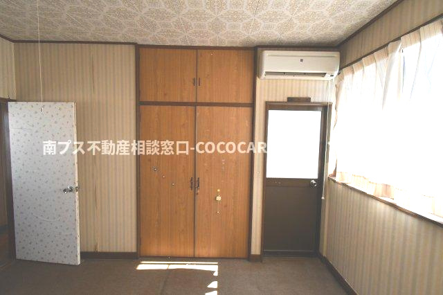 南アルプス市徳永の中古一戸建の洋室|2階南洋室　西側から撮影