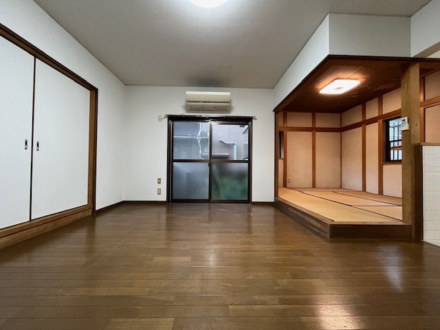 あかしあ台貸家の居間・リビング