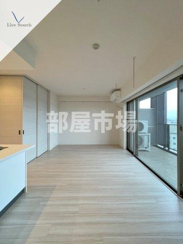 アトラス日暮里の居間・リビング