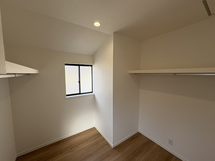 神戸市西区春日台6丁目戸建の洋室