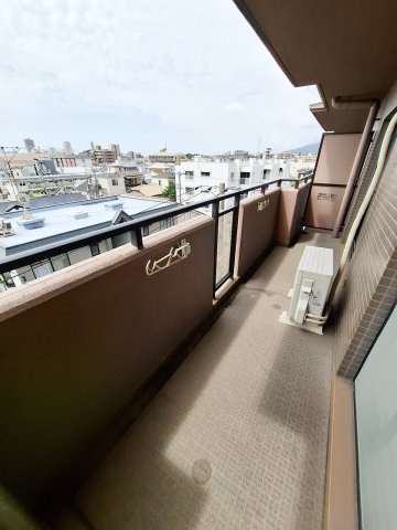 ココ西宮のバルコニー