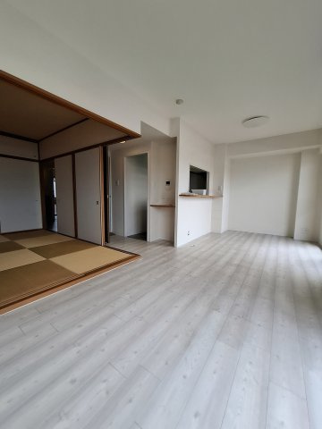 ココ西宮の居間・リビング