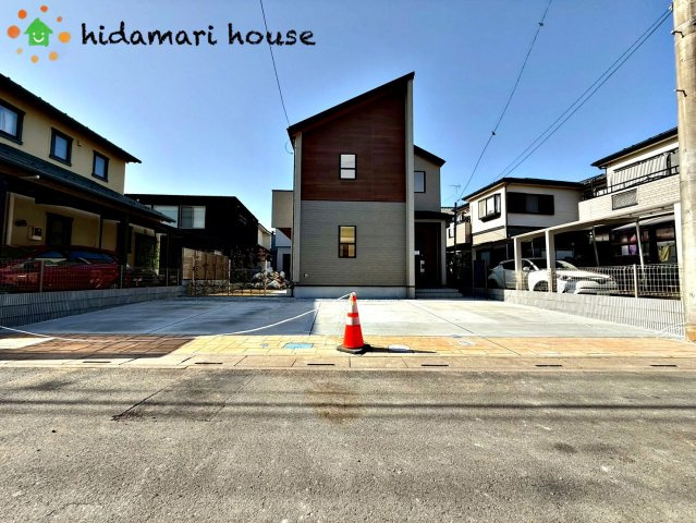 桶川市坂田東1丁目2期　新築戸建　ブルーミング01の駐車場