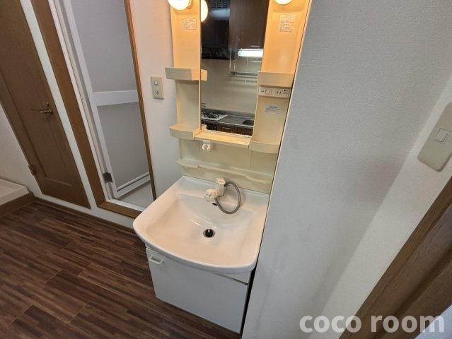 ライフ第６マンション藤枝駅前の洗面所