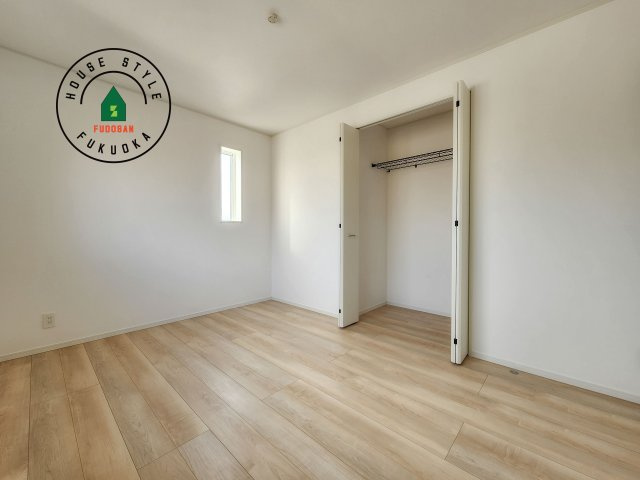 小郡市小郡第22-2棟（2号棟）の内観：施工例|元気いっぱいのお子様が活躍するお部屋です。