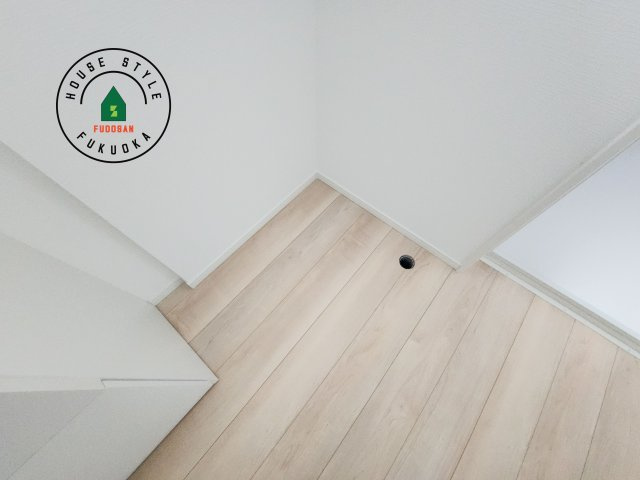 小郡市小郡第22-2棟（2号棟）の内観：施工例|ランドリースペースは広さもたっぷり。