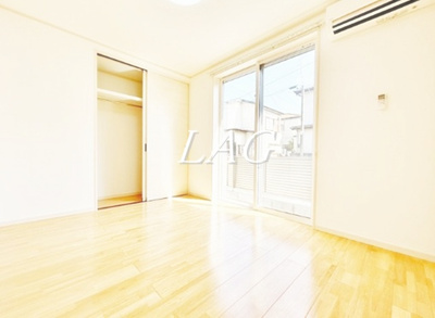 【居間・リビング】 | ＱＨ八木が谷 | 洋室のお部屋です。