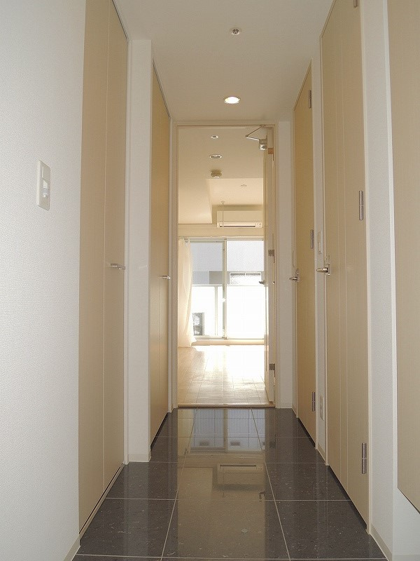 BLAU本町東の玄関