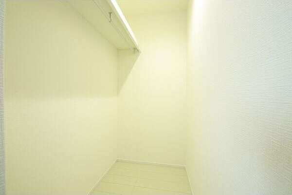 カームタイム栄生の収納