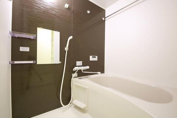 カームタイム栄生の浴室