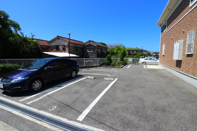 パ・モネの駐車場