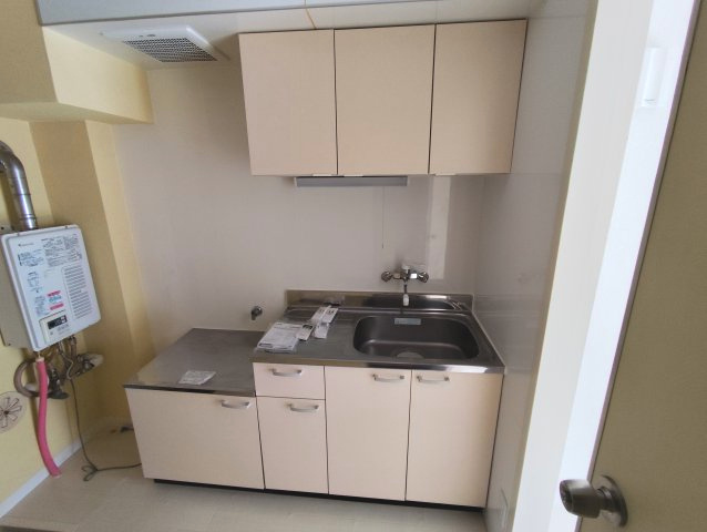 リトルウッドマンションのキッチン