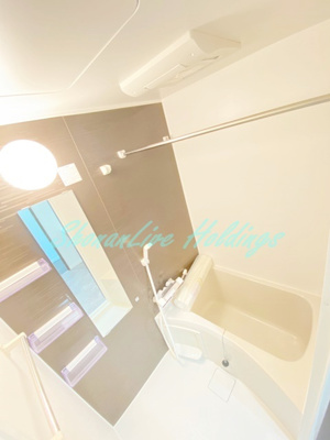 【浴室】 | INside Grove EVE | 清潔感のあるお風呂です♪