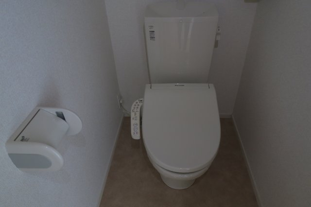 ルミエールBのトイレ|※別室参考写真です。