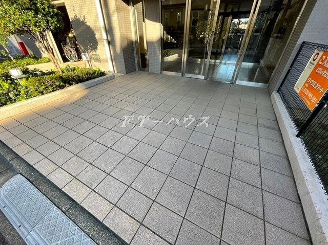 YS習志野台のエントランス