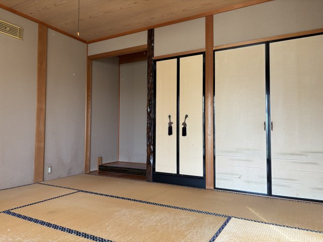 津幡町緑が丘　中古の和室