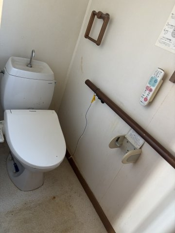 津幡町緑が丘　中古のトイレ