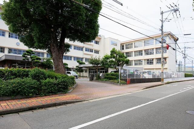 ｔｈｅ　ｐａｒｋ　春日市小倉６丁目の周辺|春日小学校まで1,040m 