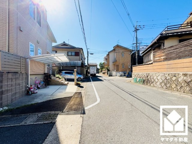 伏見区桃山南大島町の前面道路含む現地写真