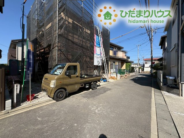 鴻巣市北新宿第3　新築戸建　クレイドル01の前面道路含む現地写真