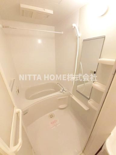 Ｍａｈａｌｏの浴室|浴室乾燥機がついている浴室です☆彡