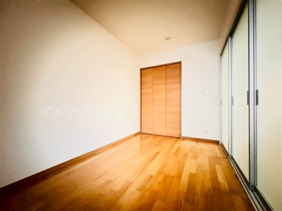 【寝室】 | Bonheur E