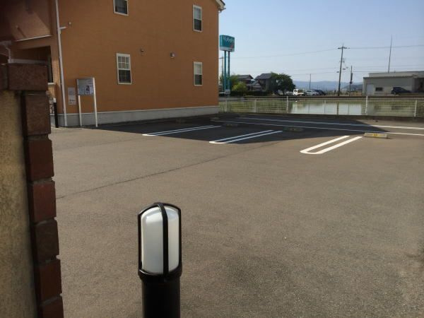 Ａｌｉｖｅ　ｉｔ　刻　Ⅱの駐車場