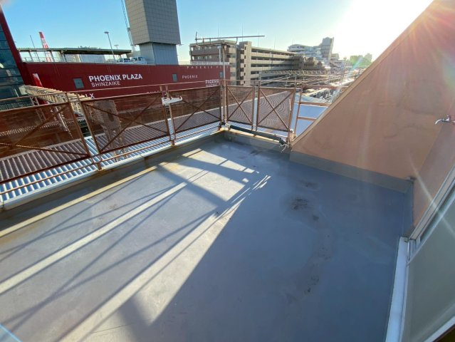 ディアコート雅の駐車場