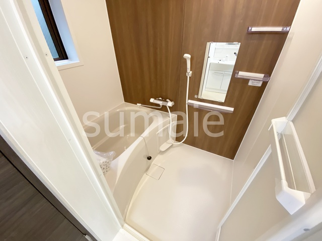 金城ビルの浴室|バスルームです