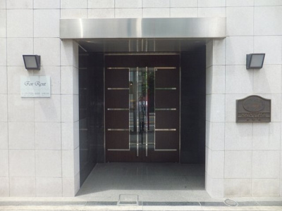 【エントランス】 | メインステージ大手町 | 落ち着いたエントランスです