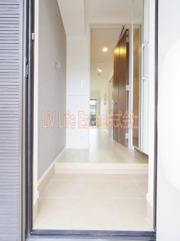 ピースフルⅢの玄関|同仕様写真