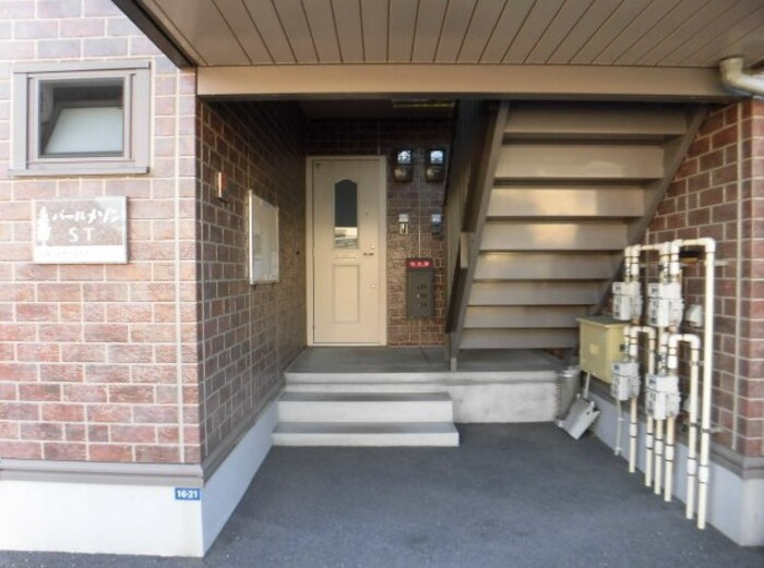 【エントランス】