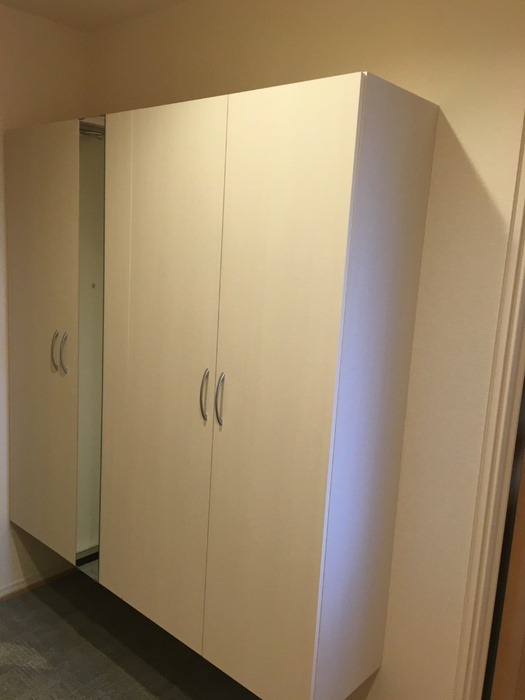 ルーチェ勝川の玄関