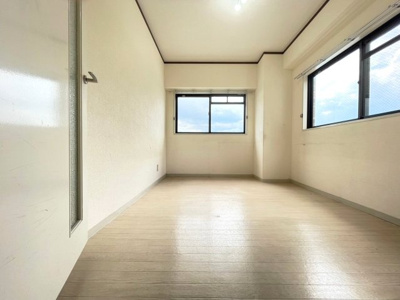 【洋室】 | グレイス泉丘