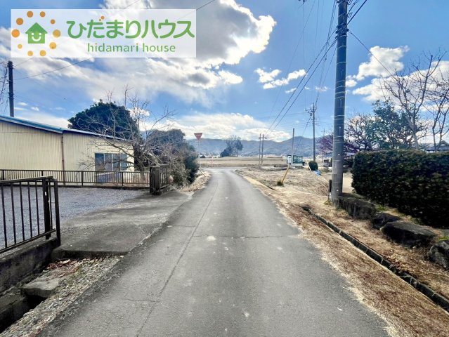 【前面道路含む現地写真】 | 桜川市加茂部　中古戸建 | 閑静な住宅地で叶える静かな暮らし(^^)/