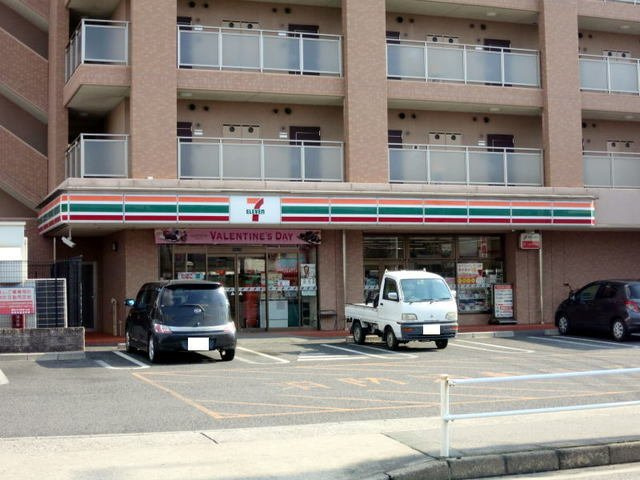 サンテ郷前の周辺|セブンイレブンまで900m