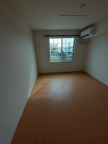 パーシモン北野の居間・リビング