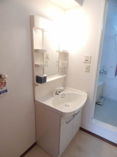 クレールメゾンの洗面所|広い洗面スペースです★