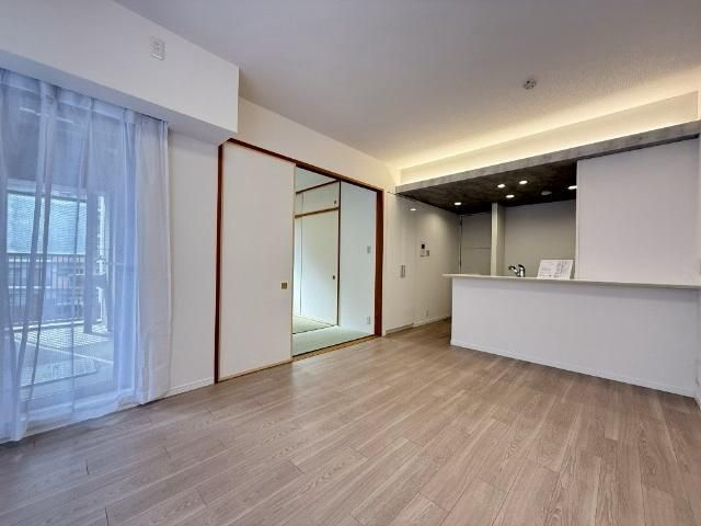 府中市是政４丁目の中古マンションの居間・リビング