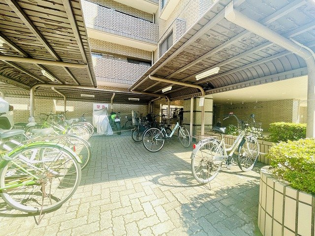 【駐輪場】 | ヴォルフスガルテン二日市
