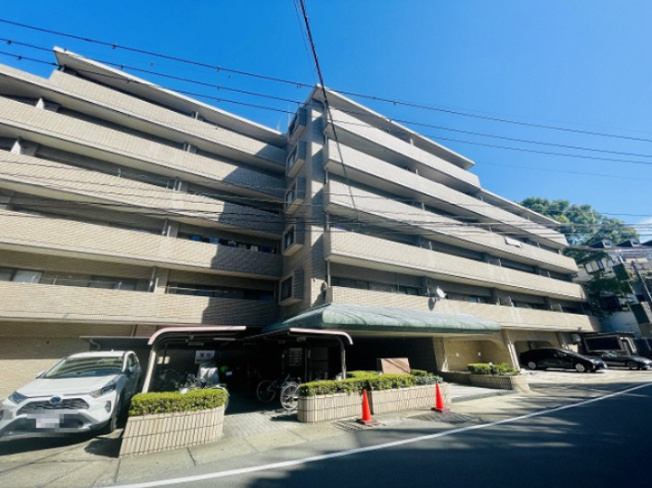 【外観】 | ヴォルフスガルテン二日市 | 紫駅まで徒歩5分なので通勤・通学にも便利な立地です