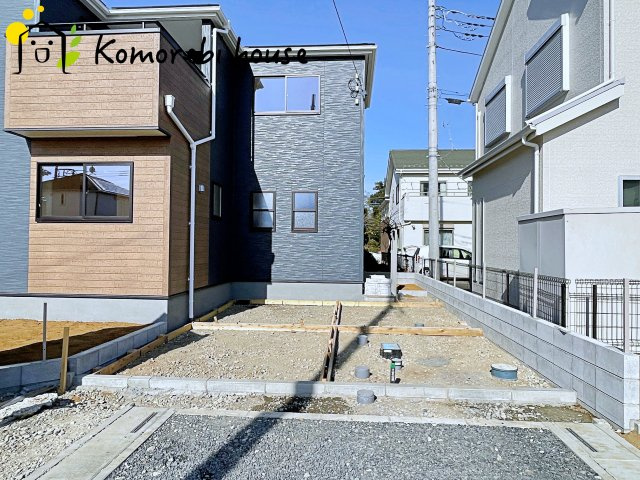 蓮田市見沼町　新築一戸建て　01の駐車場|26.1.15　撮影済み