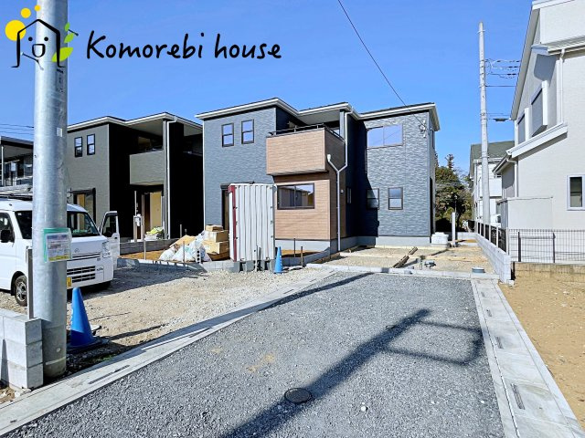 蓮田市見沼町　新築一戸建て　01の前面道路含む現地写真|26.1.15　撮影済み